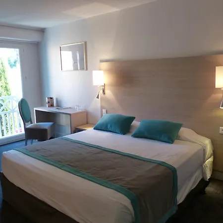 Otel Western Cote D'azur 4*