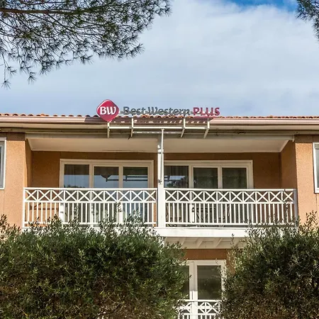 Western Cote D'azur Otel 4*