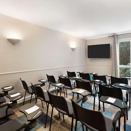 Otel Western Cote D'azur 4*