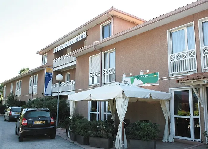 Otel Western Cote D'azur 4*