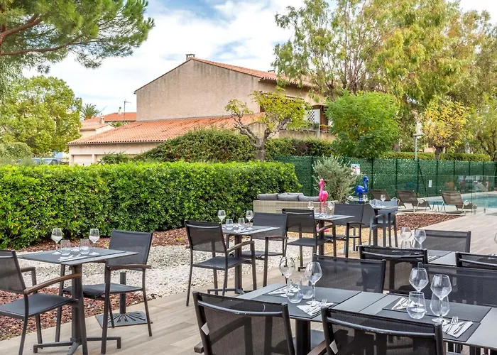 Otel Western Cote D'azur 4*